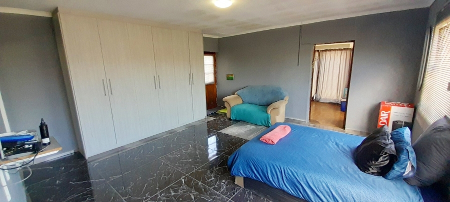 4 Bedroom Property for Sale in Elsies River Western Cape